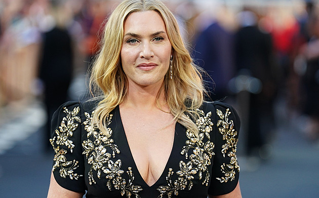 Hvězda Titanicu, trojnásobná máma i kritička diet. Kate Winsletová slaví 50