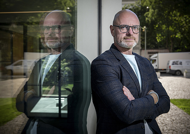 Rozhodl vyvážený mix našich osobností, míní Robert Plaga. Chce vést školství