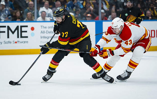 Chytil slavil dva góly, Dobeš zářil v bráně. Další Češi v NHL asistovali