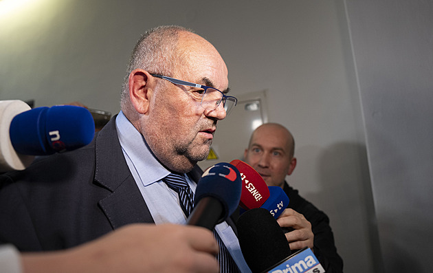 Fotbalový boss Pelta nastoupil do libereckého vězení