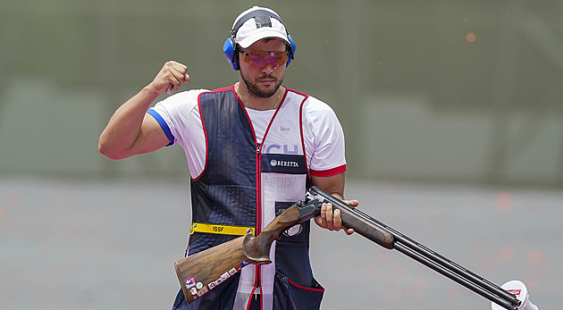 Tomeček vede po dvou dnech kvalifikaci skeetu na MS, Korčák je čtvrtý