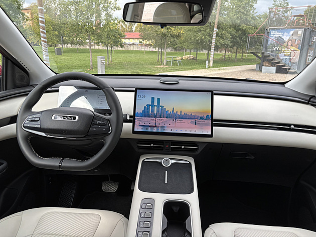 Takto Číňani staví auta. Původní vzhled, úplně nový vnitřek a silnější motor