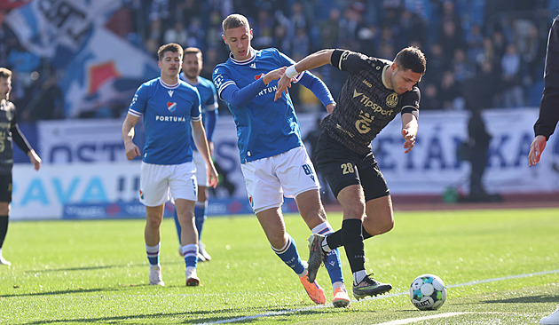 ONLINE: Baník - Hradec 0:0, zatím bez větších šancí, domácí srovnali krok