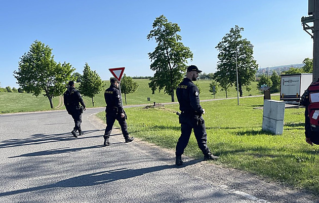 Velké pátrání po pětiletém Matýskovi skončilo nečekaně. Dítě našli v kufru auta