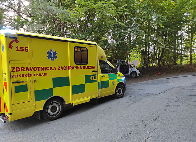 Tragická nehoda na Zlínsku uzavřela silnici mezi Napajedly a Topolnou