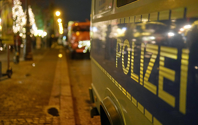 Spor dvou skupin a střelba. Po incidentu v Hannoveru je několik zraněných