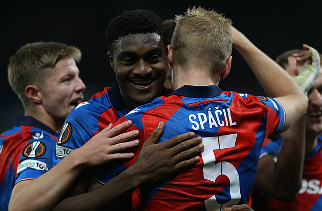 ONLINE: AS Řím - Plzeň 0:1, domácí v šoku, po individuální akci se prosazuje Adu