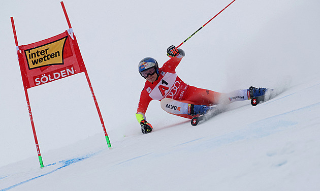 První obří slalom sezony ovládl Odermatt, nejlépe si poradil s těžkými podmínkami