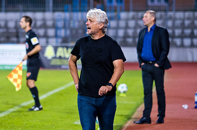 U týmu nevydržel ani rok. Weber skončil v trápícím se Prostějově, střídá ho Balcárek