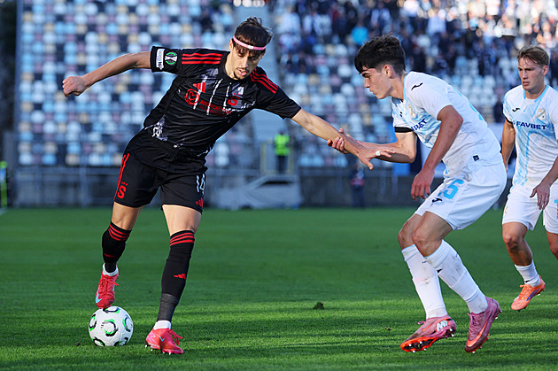 ONLINE: Sparta - Čenstochová 0:0, zpět v základu Kadeřábek, hrají Rrahmani i Milla