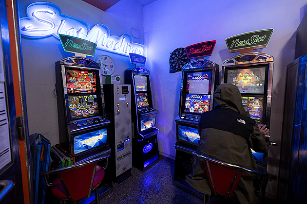 Itálie je evropská velmoc hazardu. Nejvyšší daň za to platí ti závislí