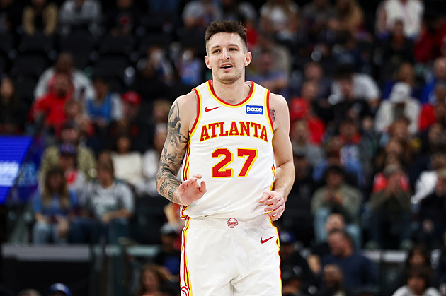 Krejčí řádil z trojky. 28 body překonal český rekord v NBA a dovedl Atlantu k triumfu