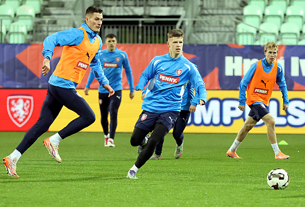ONLINE: Česko - San Marino 0:0, příprava s nováčky. Hrají Sejk, Hellebrand i Ladra