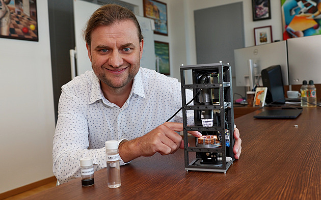 Věda se stále více obrací k vesmíru, musí i Ostrava, říká děkan místní univerzity