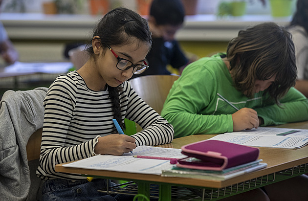 Segregace Romů ve školách trvá. Česku hrozí stamilionové pokuty z EU