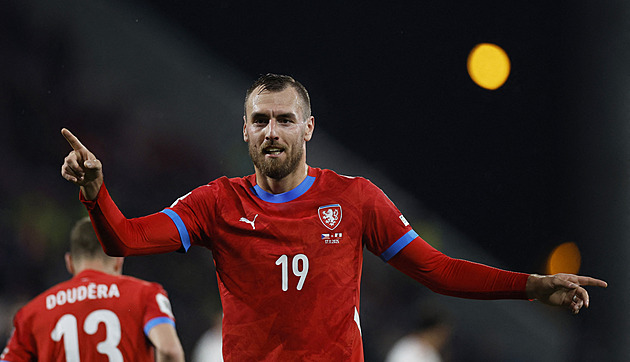 ONLINE: Česko - Gibraltar 4:0, demolice už v první půli. Čtvrtou trefu přidává Karabec