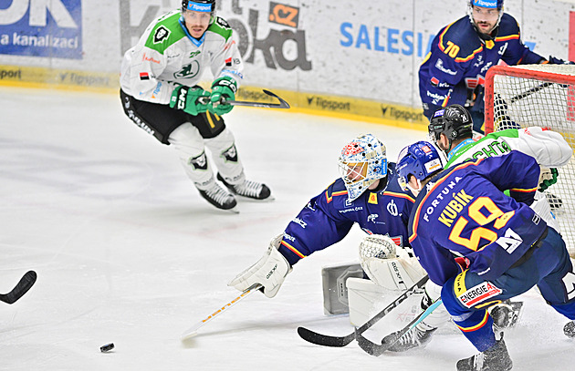 ONLINE: Sparta hraje v Hradci, Kladno hostí Kometu. Boleslav otáčí v Budějovicích