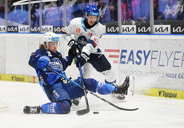 ONLINE: Sparta vede v Hradci, Kometa na Kladně, v Budějovicích se prodlužuje