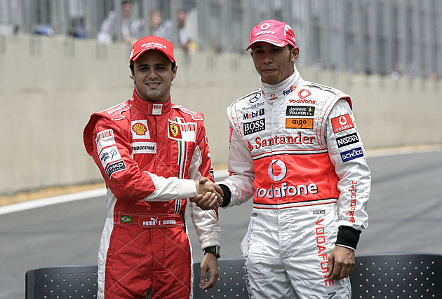 Chceš nám pomoct? Tak nabourej! Jak obří skandál zatřásl F1 a zastínil titul McLarenu