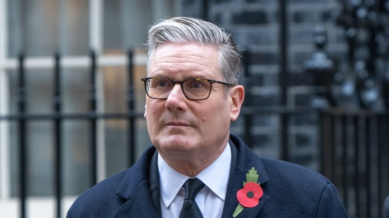 Tajné služby Kremlu: Británie profituje na ukrajinské krvi. Záměrně prodlužuje válku