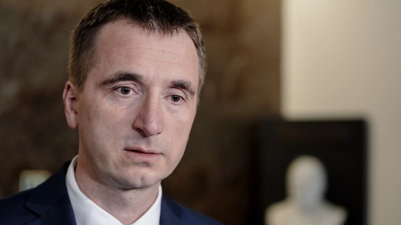 Vlček: Babišovi bude vláda skřípat. Sliby o zrušení povolenek jsou jen silácké řeči