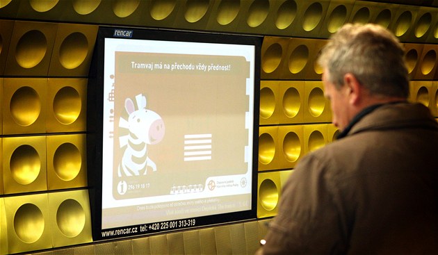 Spor o reklamu v pražské MHD trvá. Městský soud potvrdil neplatnost smlouvy