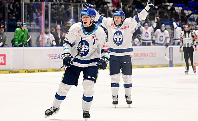 ONLINE: Sparta v závěru ztrácí, Kladno i Litvínov dominují. Třinec konečně slaví