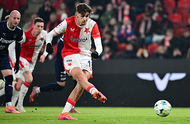 ONLINE: Slavia - Slovácko 2:0, po Chytilovi se po krásné akci prosazuje také Chorý