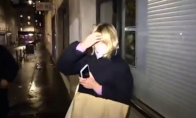 Váš otec mi zabil bratra! Novinář tvrdí, že v Paříži udeřil na Putinovu tajnou dceru