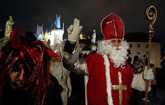 Mikulášská trojice opět procházela Českem. Mnohde si opravdu dali záležet