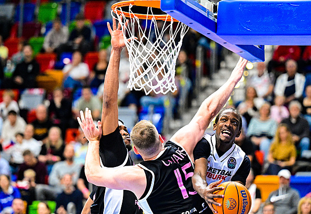 ONLINE: Nymburk si může v Lize mistrů zajistit postup, vyzval Sabah plný posil