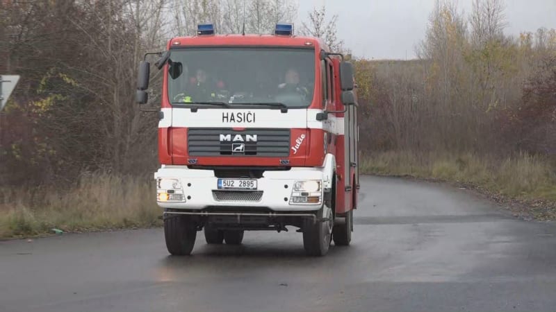 Požár domu v České Lípě: V ohni zahynul člověk, policie vyšetřuje okolnosti jeho smrti