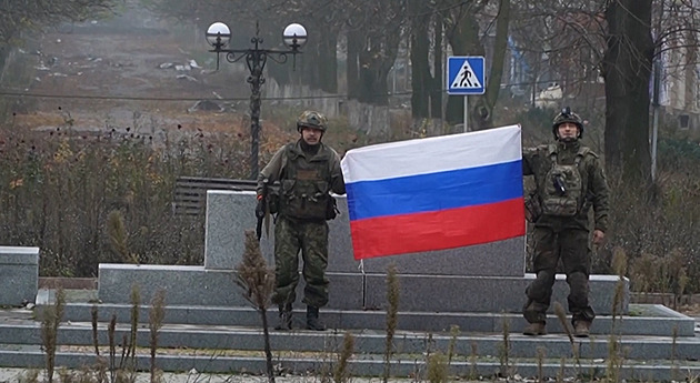 Rusové za rok dobyli necelé procento ukrajinského území. A ztráty jsou obrovské