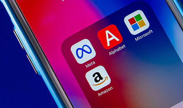 Nad americkým technologickým sektorem se smráká. Firmy propouštějí, investují do AI