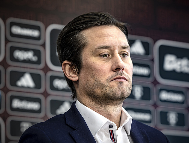 Rosický o podzimu: Vindahl nás měl držet víc. Některým hráčům chybí motivace