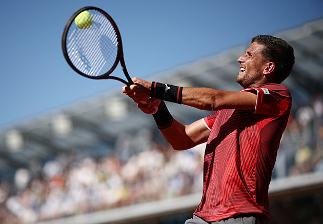 Roland Garros ONLINE: Kopřiva ve druhém kole vede, Sinnera trápí úmorné horko
