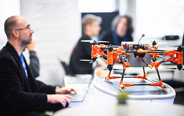 Žďárský areál obsadí roboti a drony. Na Bouchalkách ukážou virtuální realitu