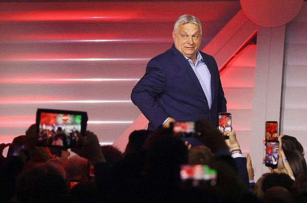 Orbán dál povede Fidesz. Nevzdám se, nikdy, nikdy, nikdy, vzkázal