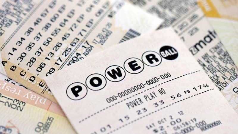 Loterie pátrá po tajemném šťastlivci. Přes rok se nepřihlásil o miliardovou výhru