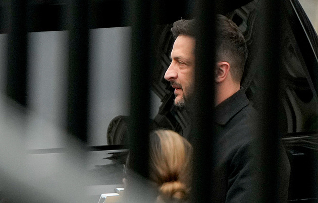 Zelenskyj a Netanjahu jednali s Trumpem. První schůzi pochválil, druhý ukázal fotku