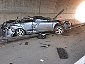 Rozsekal auto na D3 v ústí ekologického koridoru a uvázl uvnitř