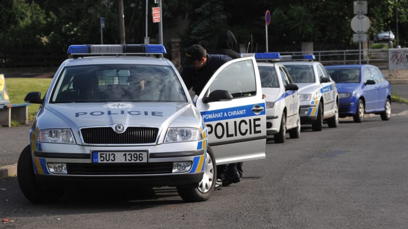 Šťastný konec pátrání: Policisté našli dívku, která odešla z teplické nemocnice