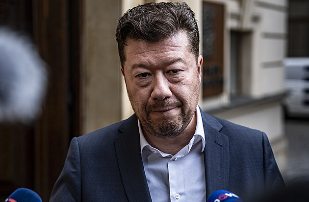 Okamura navrhuje snížit schodek rozpočtu škrtem výdajů na uprchlíky z Ukrajiny