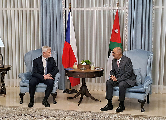 Pavel na blížícím se setkání s jordánským králem probere i obrannou spolupráci