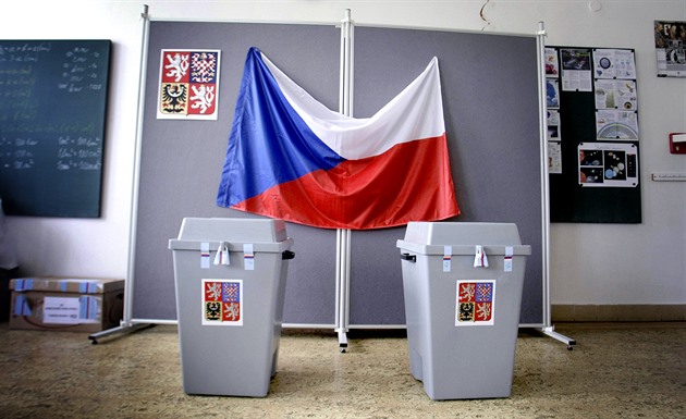Politika u oběda či inspirace youtuberem. Do zastupitelstev kandidují i osmnáctiletí
