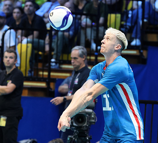 Šotola si pochvaluje atmosféru v Turecku: Občas něco přiletí, občas bouchne petarda