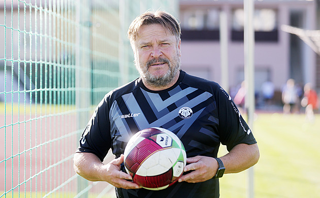 Český tým už Barcelonu nikdy neporazí. Legenda Sparty Frýdek dnes trénuje divizi