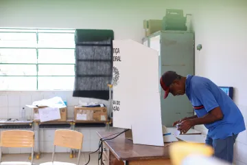 V Brazílii skončilo první kolo voleb prezidenta, voliči rozhodovali mezi Lulou a Bolsonarem