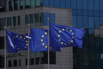 Summit EU řeší drahé energie, Babiš prosazuje změny systému ETS
